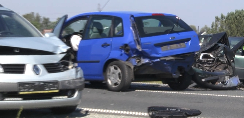 Wypadek na łączniku drogi ekspresowej S8 Sieradz Południe